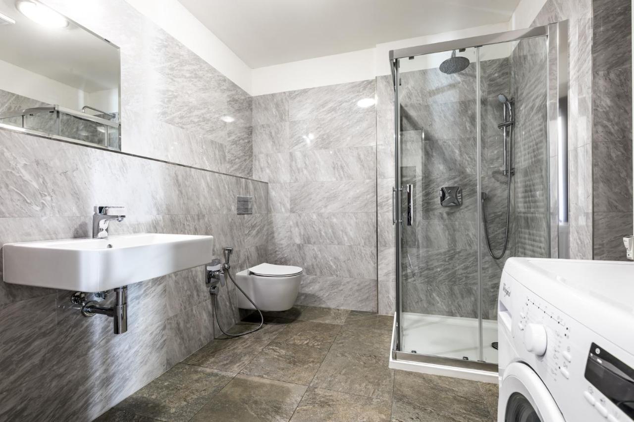 Teplice Apartments U Schodu Luaran gambar