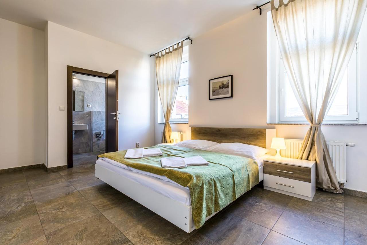 Teplice Apartments U Schodu Luaran gambar