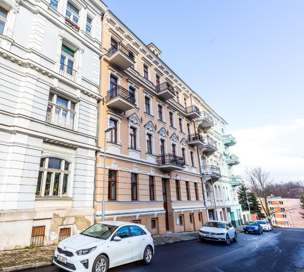 Teplice Apartments U Schodu Luaran gambar